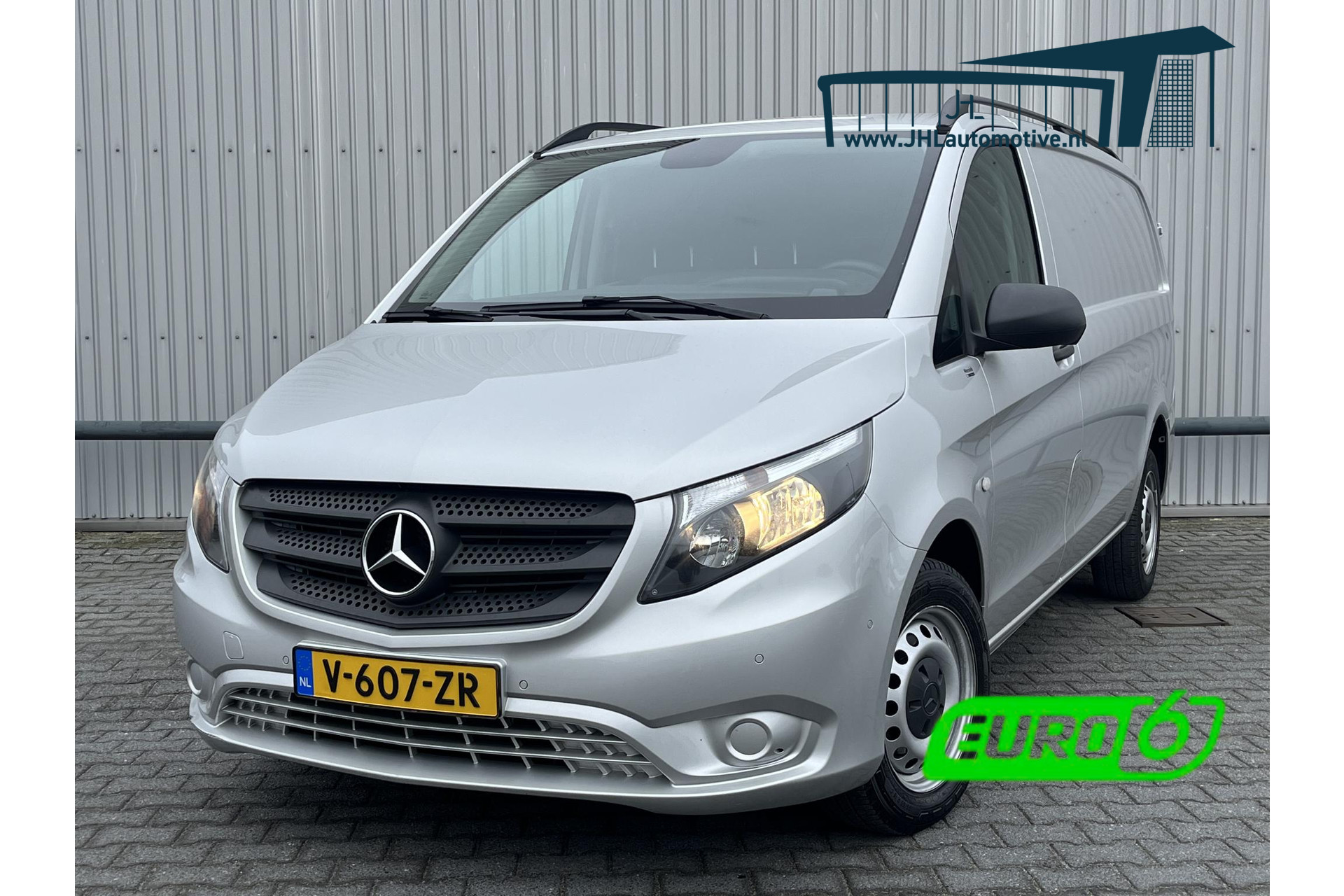 Mercedes-Benz Vito 111 CDI Lang*NAVI*CAMERA*A/C*TEL*3-PERS*HAAK*PDC*